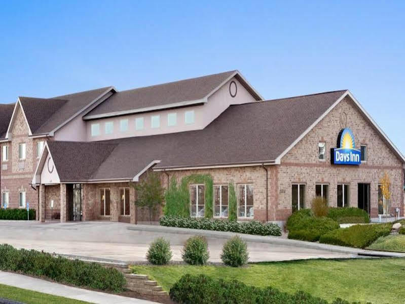 Days Inn By Wyndham Rapid City Exterior photo